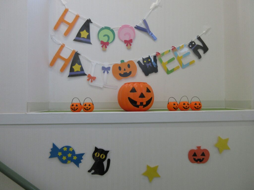 【10月　ハロウィンに向けて】ひいらぎ保育園